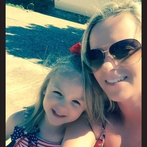 Meet your Posher, Aneta